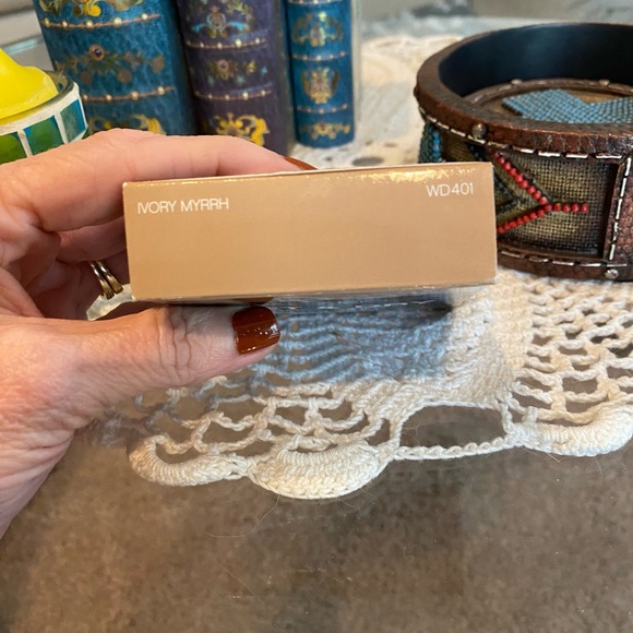 ⭐️Palladio Wet Dry Foundation⭐️ - Picture 3 of 7